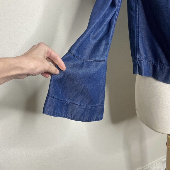 7 for all mankind Off the Shoulder Bell Cuff Sleeve Dark Chambray Top S - Picture 4 of 10